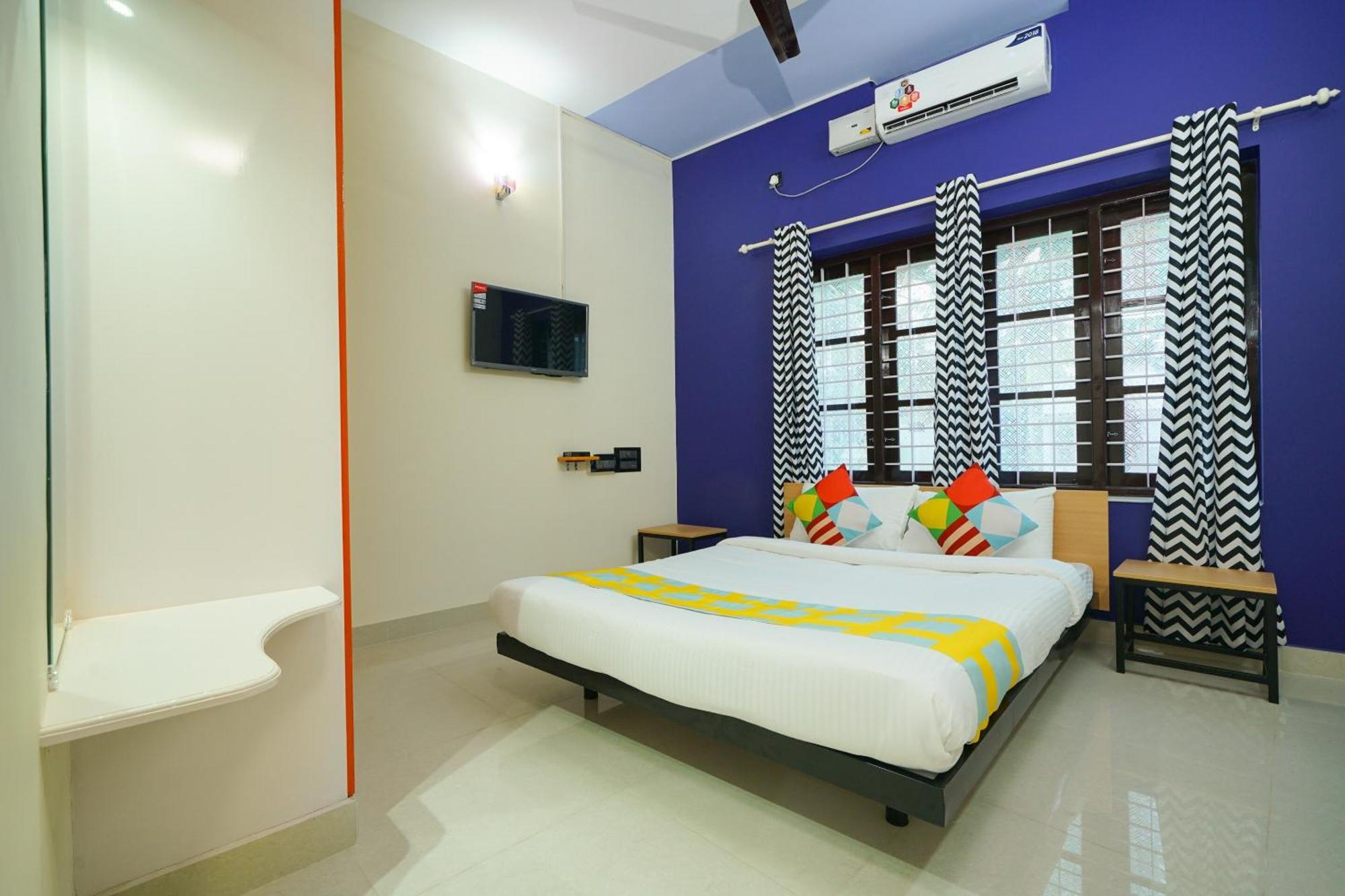 Hotel O Majestic Stays Kazhakuttam Buitenkant foto